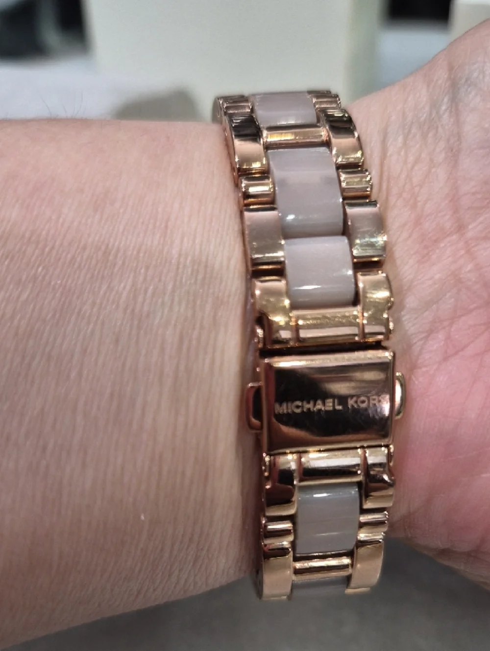 Michael Kors Rose Gold and Pink Dial Crystal-Accent Chronograph Watch - Picture 5 of 8